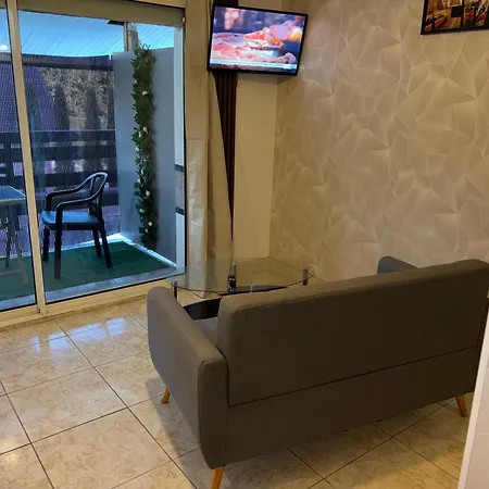 Le Cosy Mirande * Digione