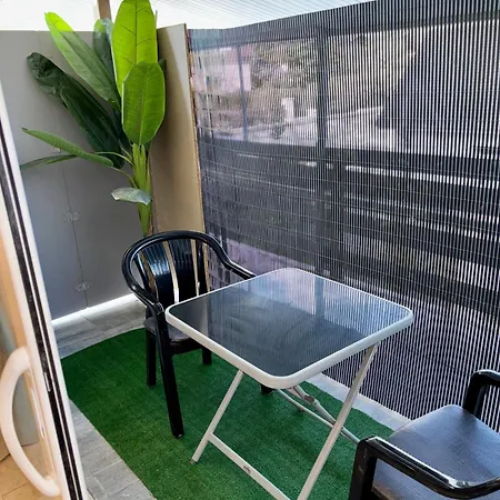 公寓 Le Cosy Mirande 第戎